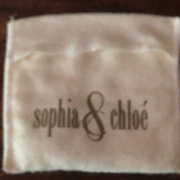 Sophia & Chloe Keep Calm & Carry On Necklace - Picture 6 of 6